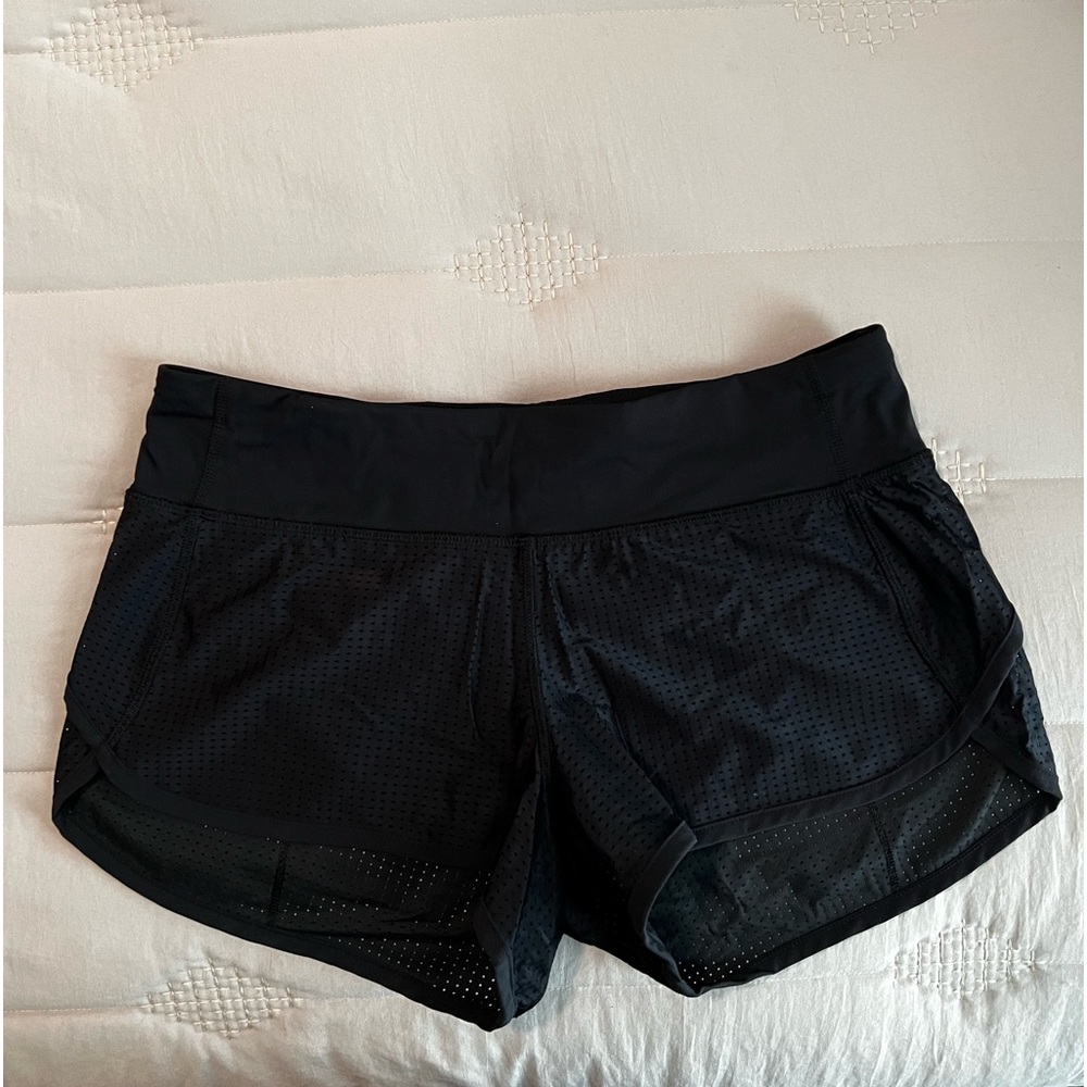 lululemon speed short - size 6